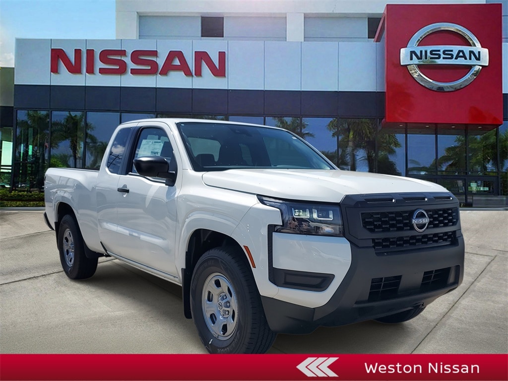 2026 Nissan Frontier S's photo