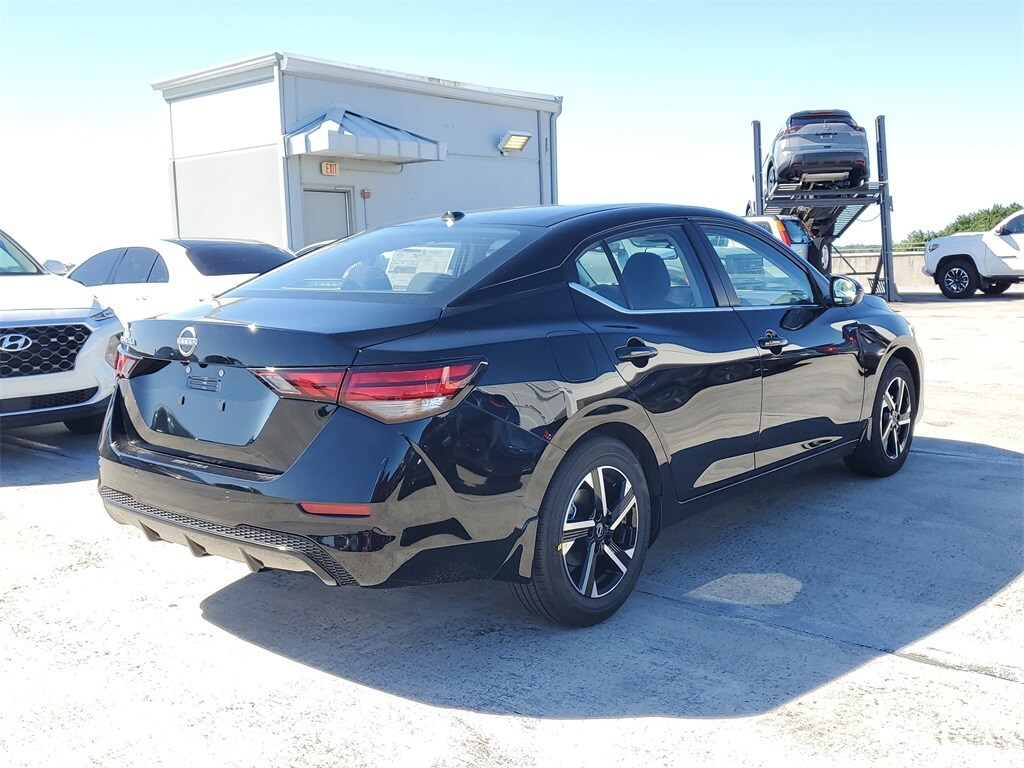 2026 Nissan Sentra SV photo 4