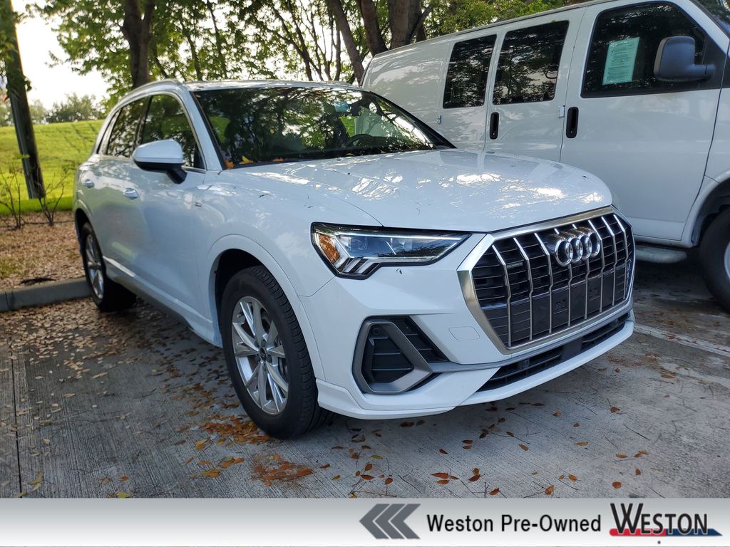 2024 Audi Q3 45 TFSI S Line Premium Plus quattro's photo