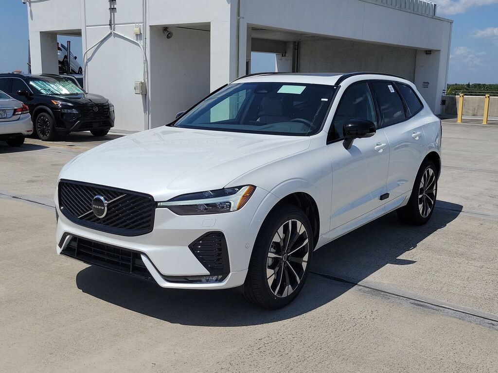 New 2026 Volvo XC60 B5 Plus SUV