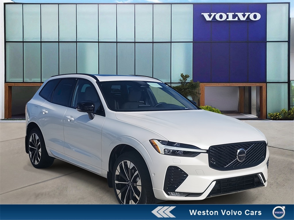 2026 Volvo XC60 Plus's photo
