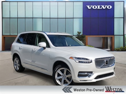 2024 Volvo XC90 B5 Core SUV