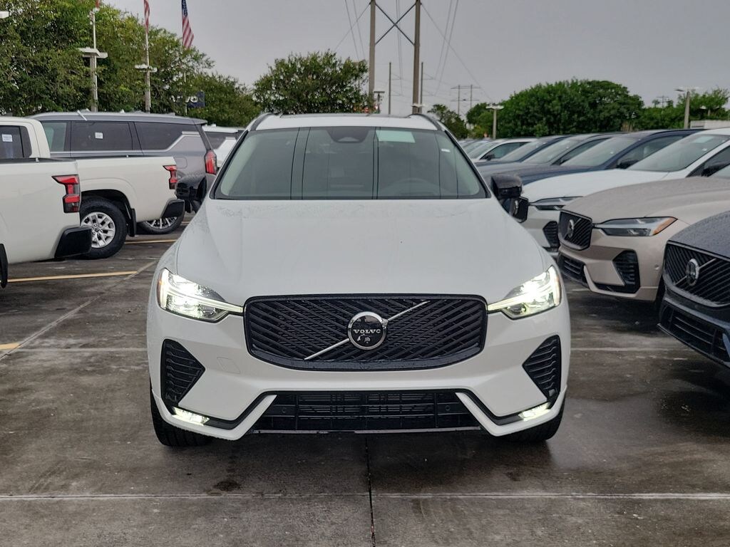 New 2026 Volvo XC60 B5 Ultra SUV