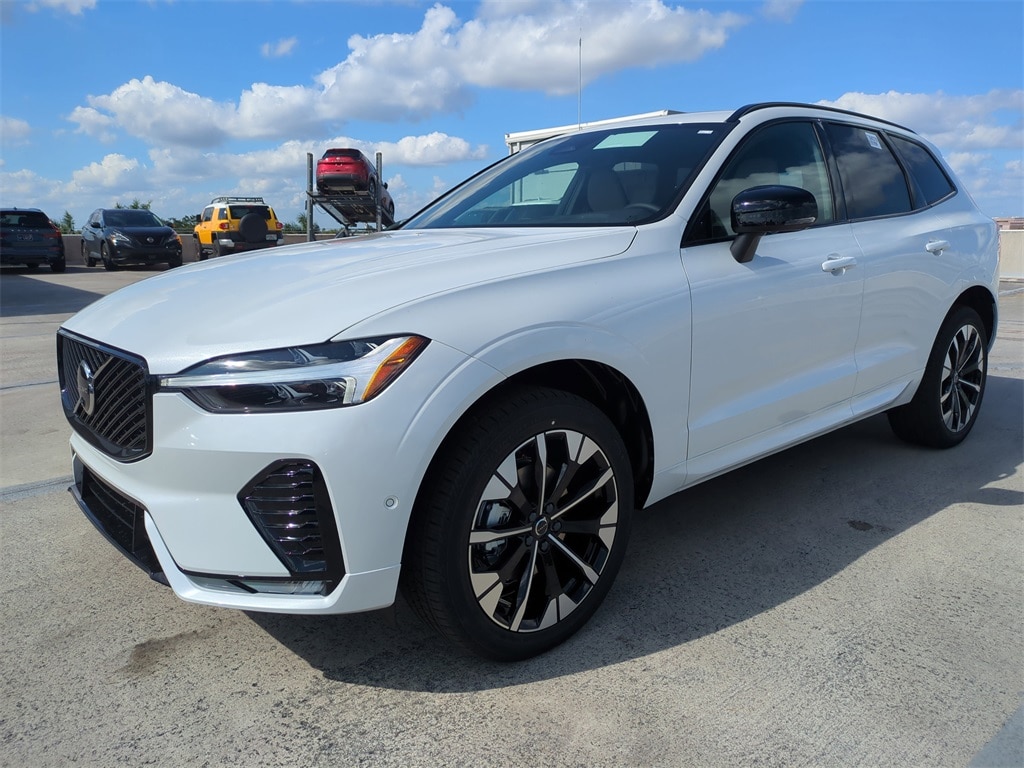 New 2026 Volvo XC60 B5 Plus SUV