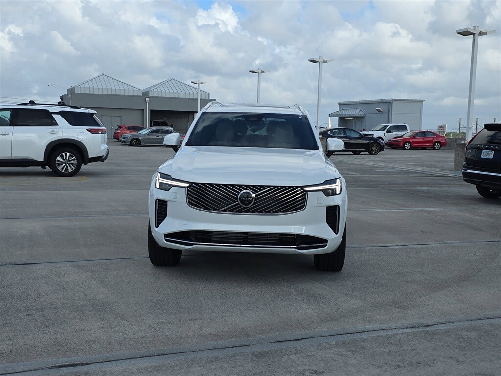 New 2026 Volvo XC90 plug-in hybrid T8 Plus 7-Seater SUV