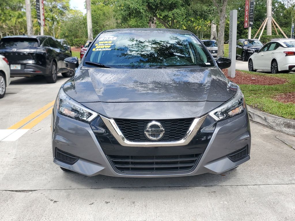 Used 2022 Nissan Versa Sedan SR with VIN 3N1CN8FV3NL868961 for sale in Davie, FL