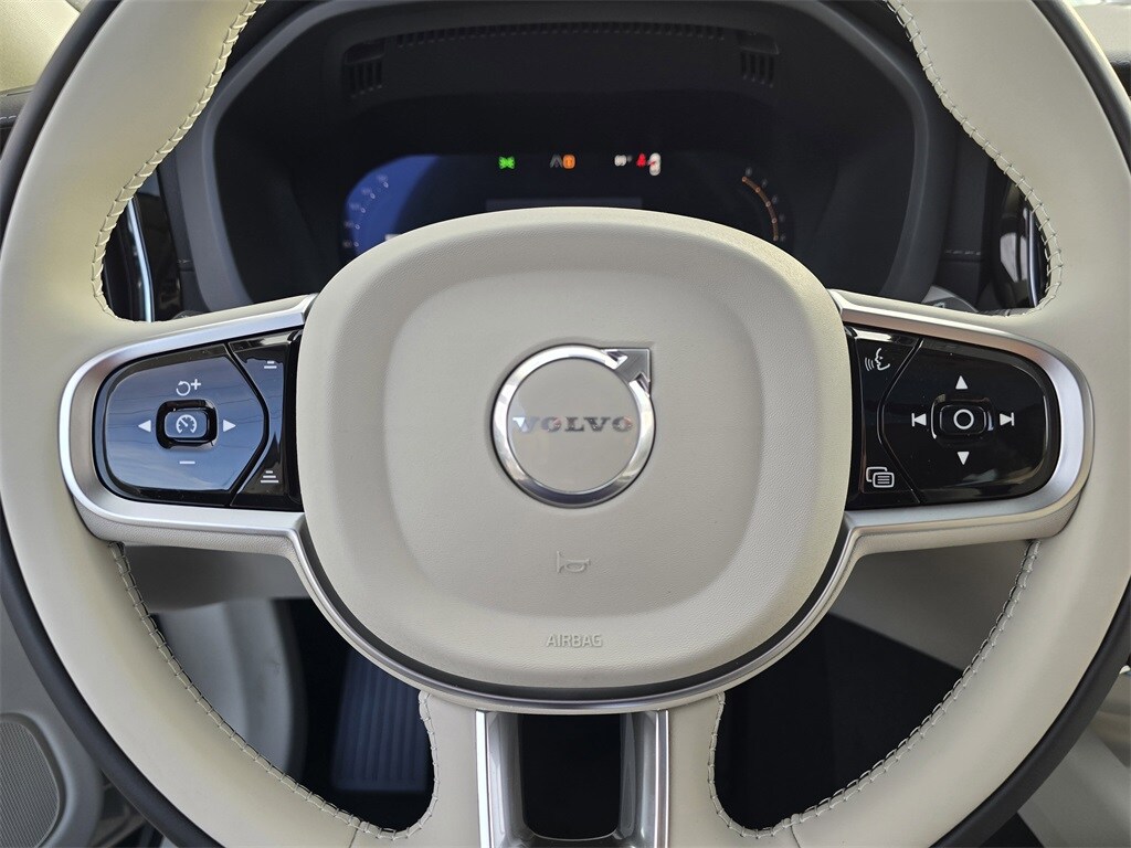 2026 Volvo XC60 Ultra - Photo 14