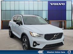 2026 Volvo XC40 B5 Plus AWD SUV T852716
