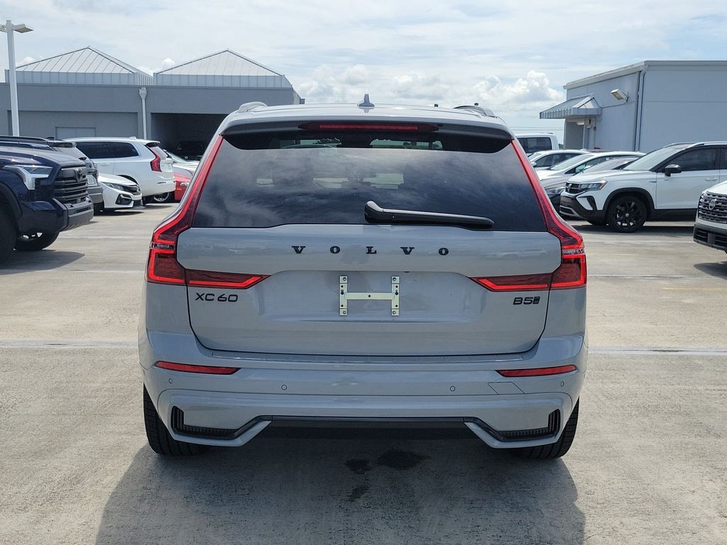 New 2026 Volvo XC60 B5 Ultra Black Edition SUV