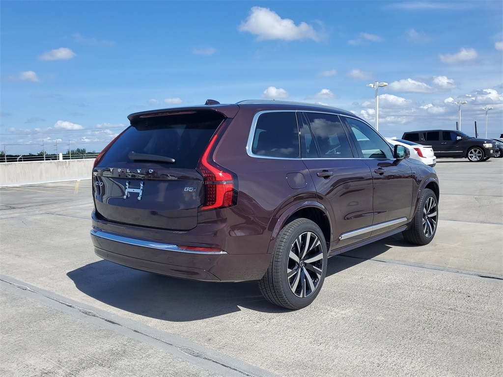 New 2026 Volvo XC90 B5 Core SUV