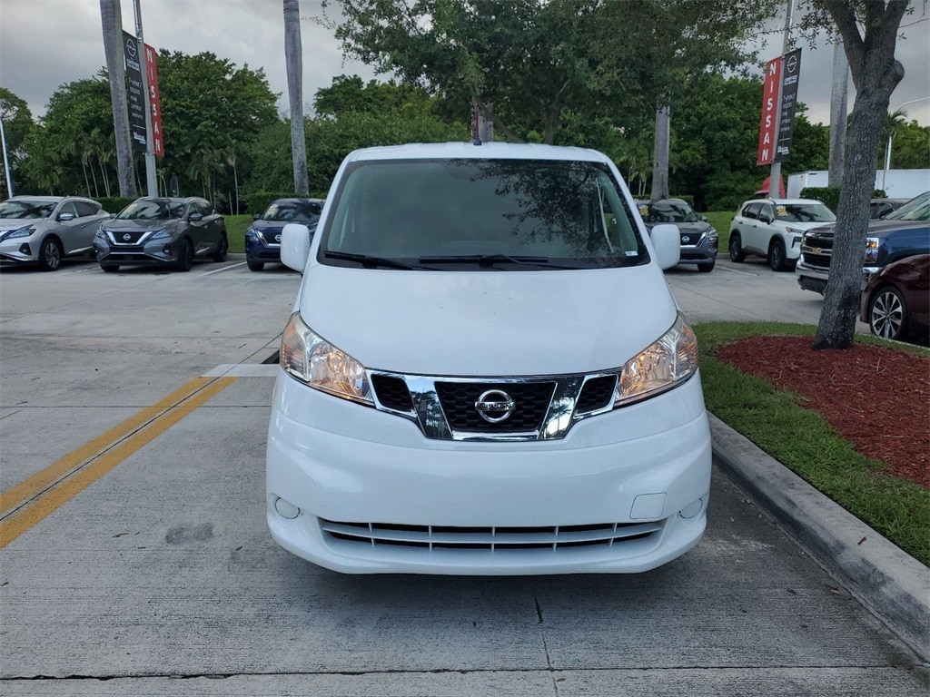 Used 2015 Nissan NV200 SV with VIN 3N6CM0KN1FK691757 for sale in Davie, FL