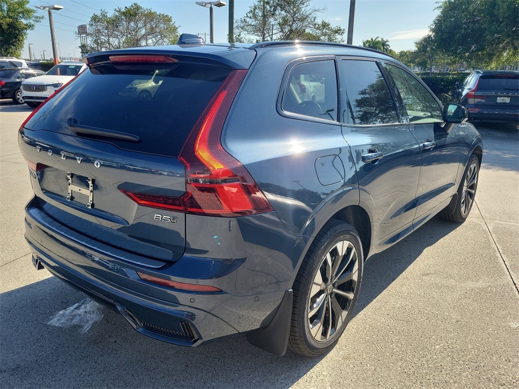 New 2026 Volvo XC60 B5 Plus SUV