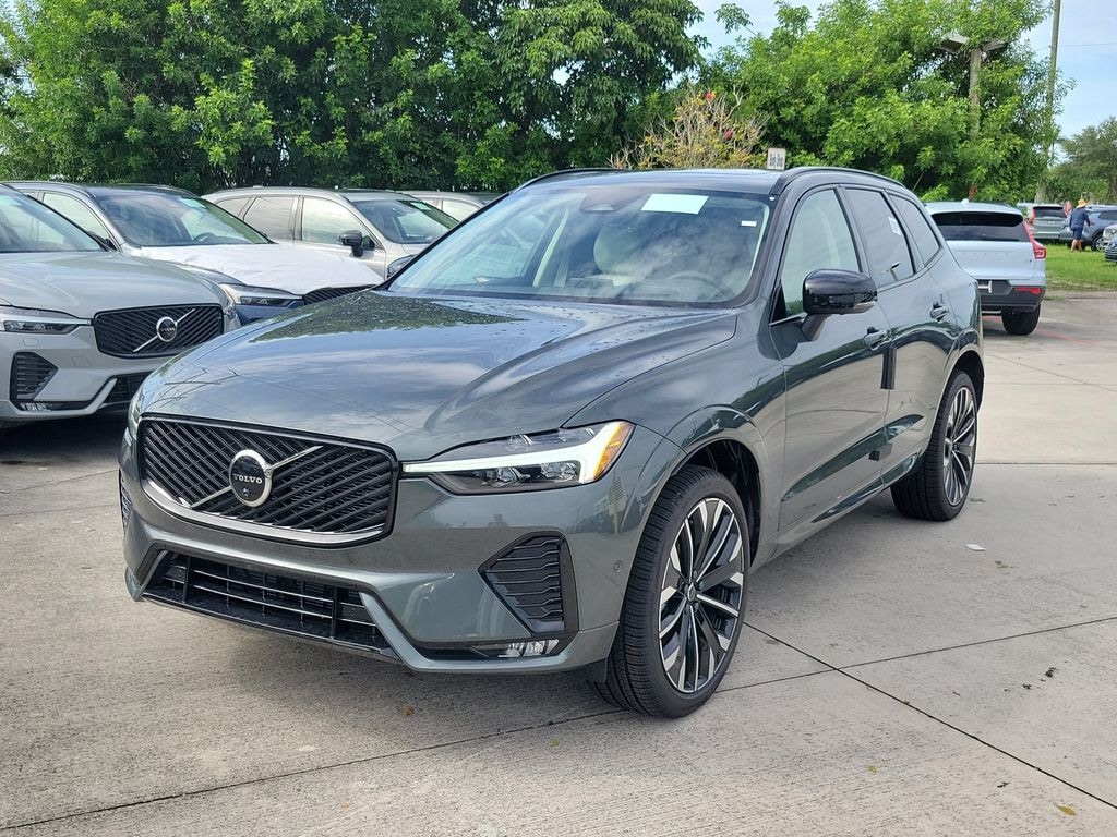 New 2026 Volvo XC60 B5 Ultra SUV