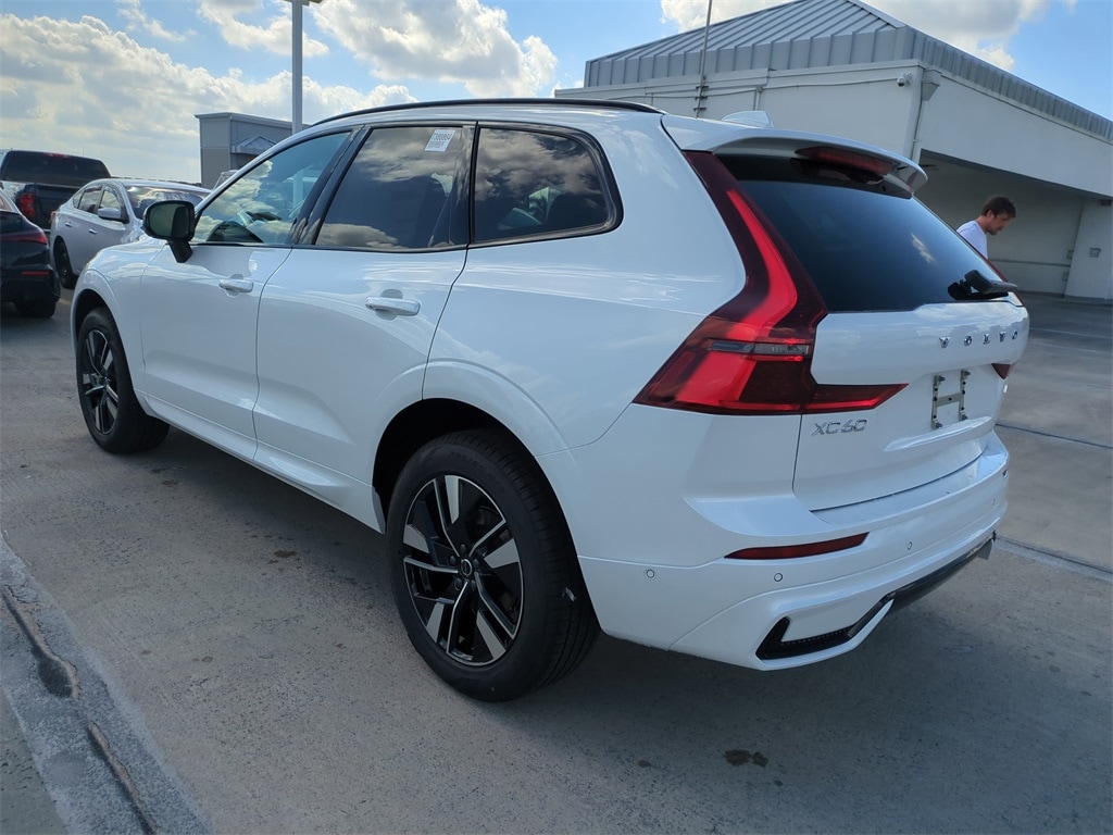 New 2026 Volvo XC60 B5 Plus SUV