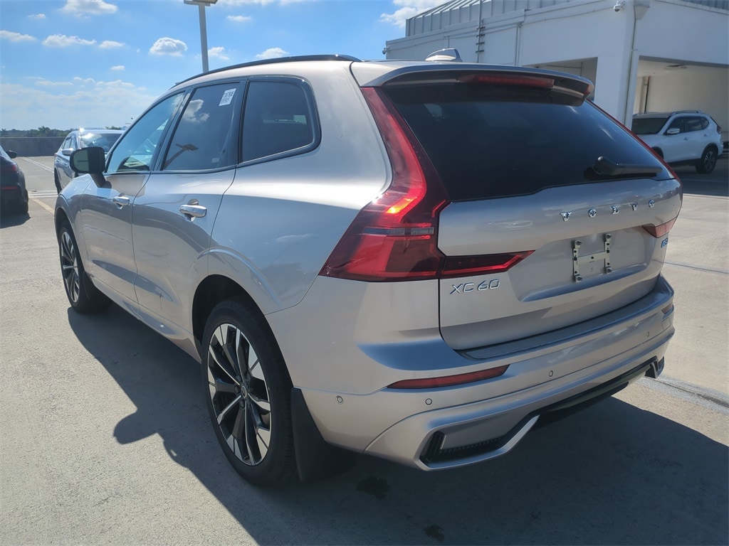New 2026 Volvo XC60 B5 Plus SUV