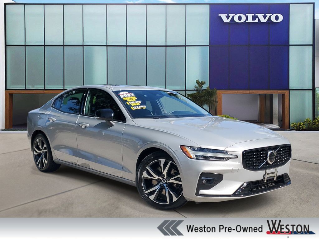2024 Volvo S60 Sedan 