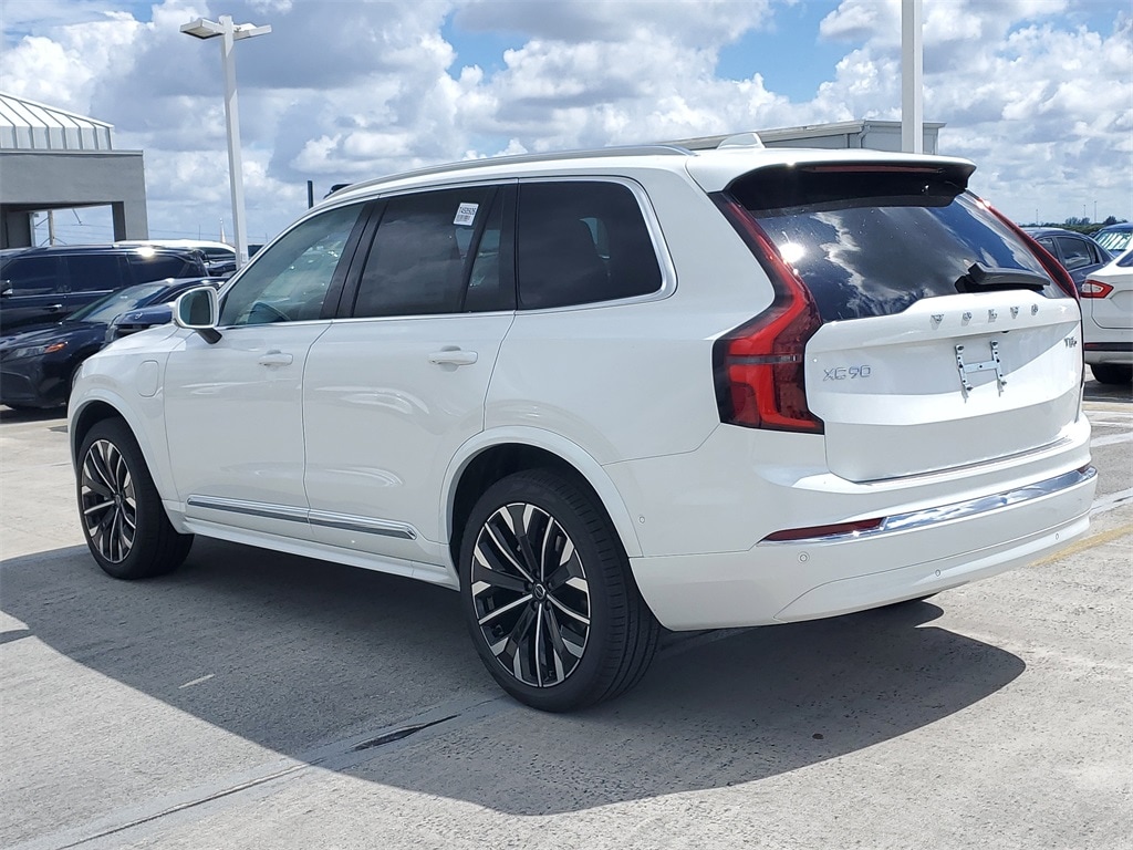 New 2026 Volvo XC90 plug-in hybrid T8 Plus 7-Seater SUV