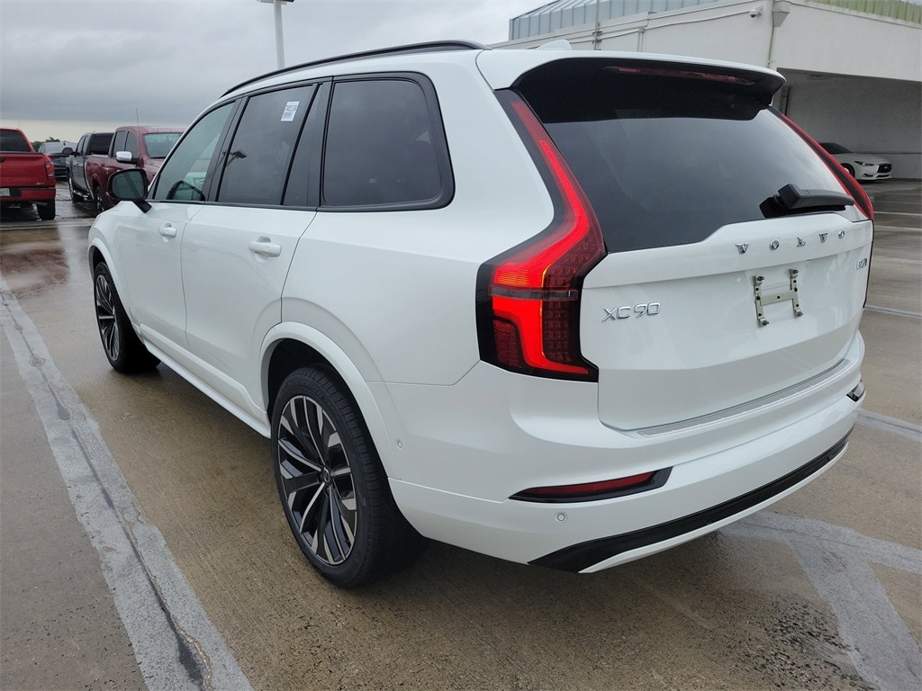 New 2026 Volvo XC90 B6 Ultra Dark Theme 7-Seater SUV