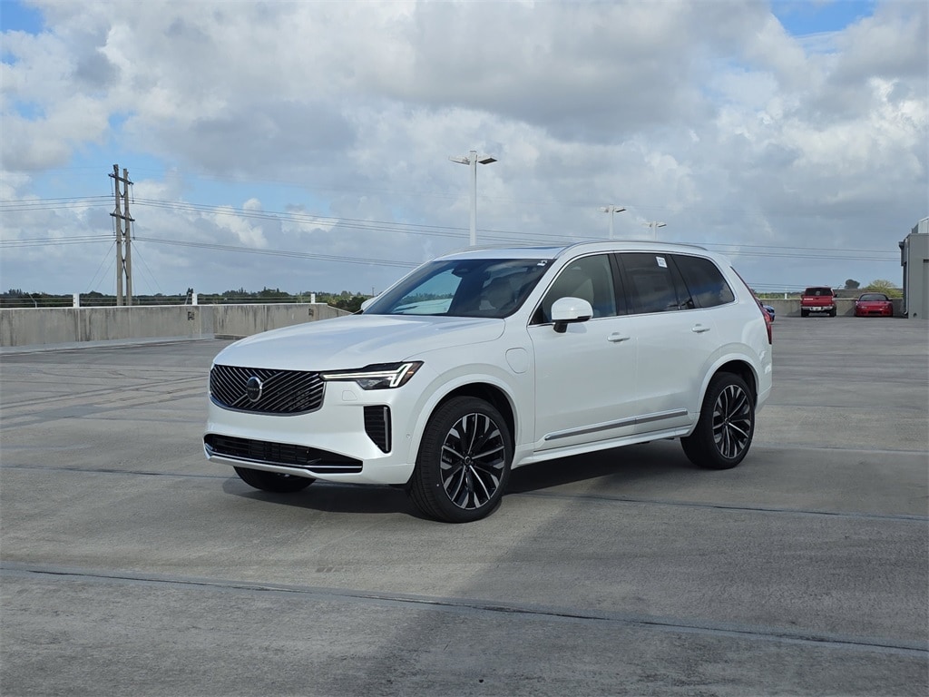 New 2026 Volvo XC90 plug-in hybrid T8 Plus 7-Seater SUV