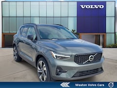 2026 Volvo XC40 B5 Plus AWD SUV T808795