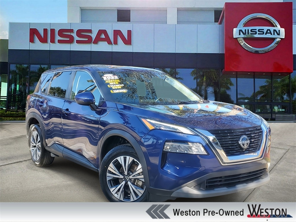2022 Nissan Rogue SV's photo