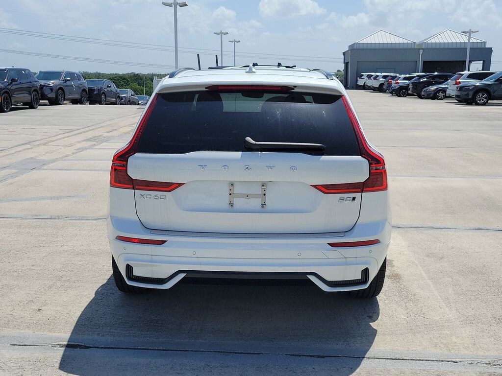 New 2026 Volvo XC60 B5 Plus SUV