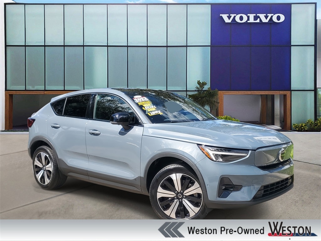 2023 Volvo C40