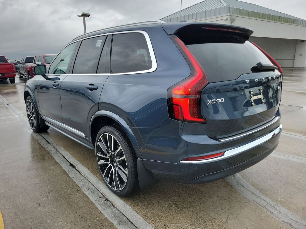 New 2026 Volvo XC90 B6 Plus 7-Seater SUV