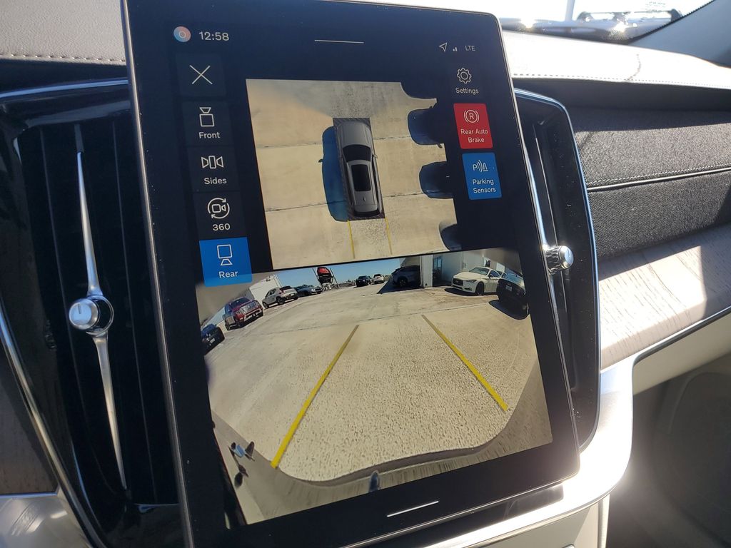 2026 Volvo XC90 Ultra - Photo 15
