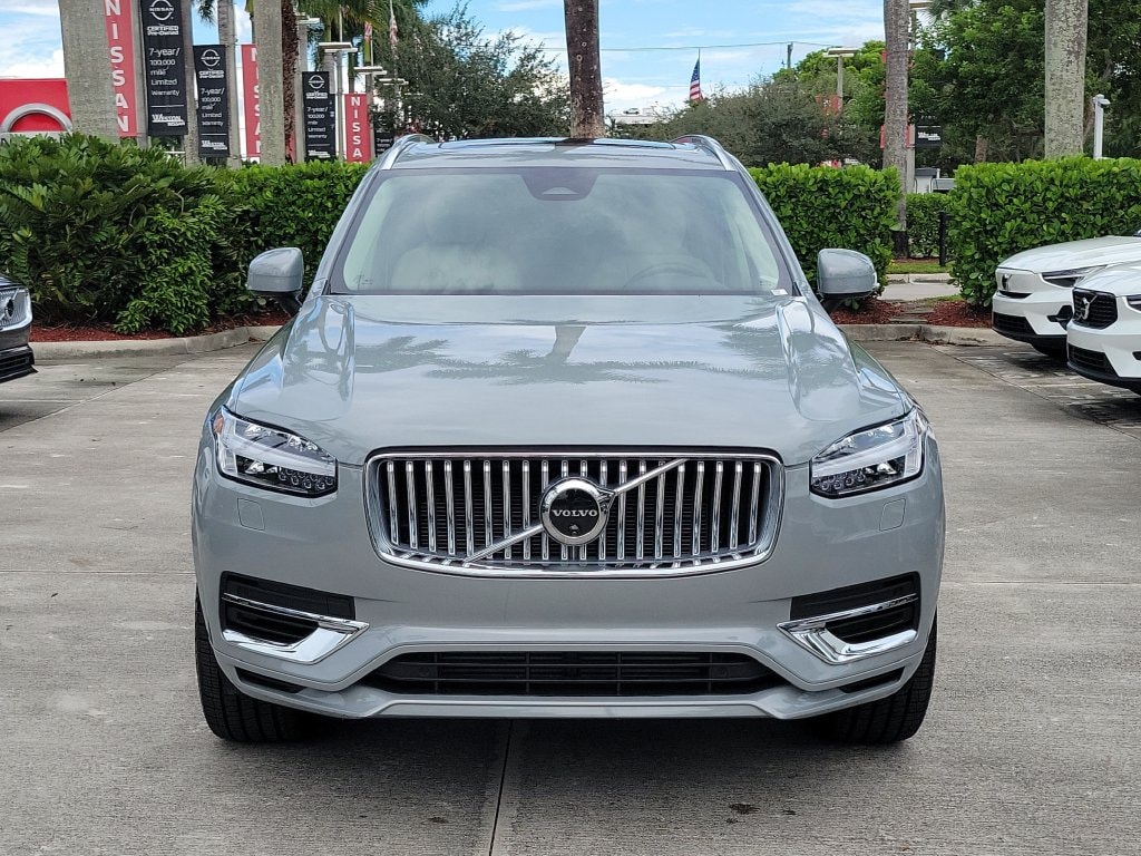 Certified 2025 Volvo XC90 Plug-In Hybrid T8 Plus SUV