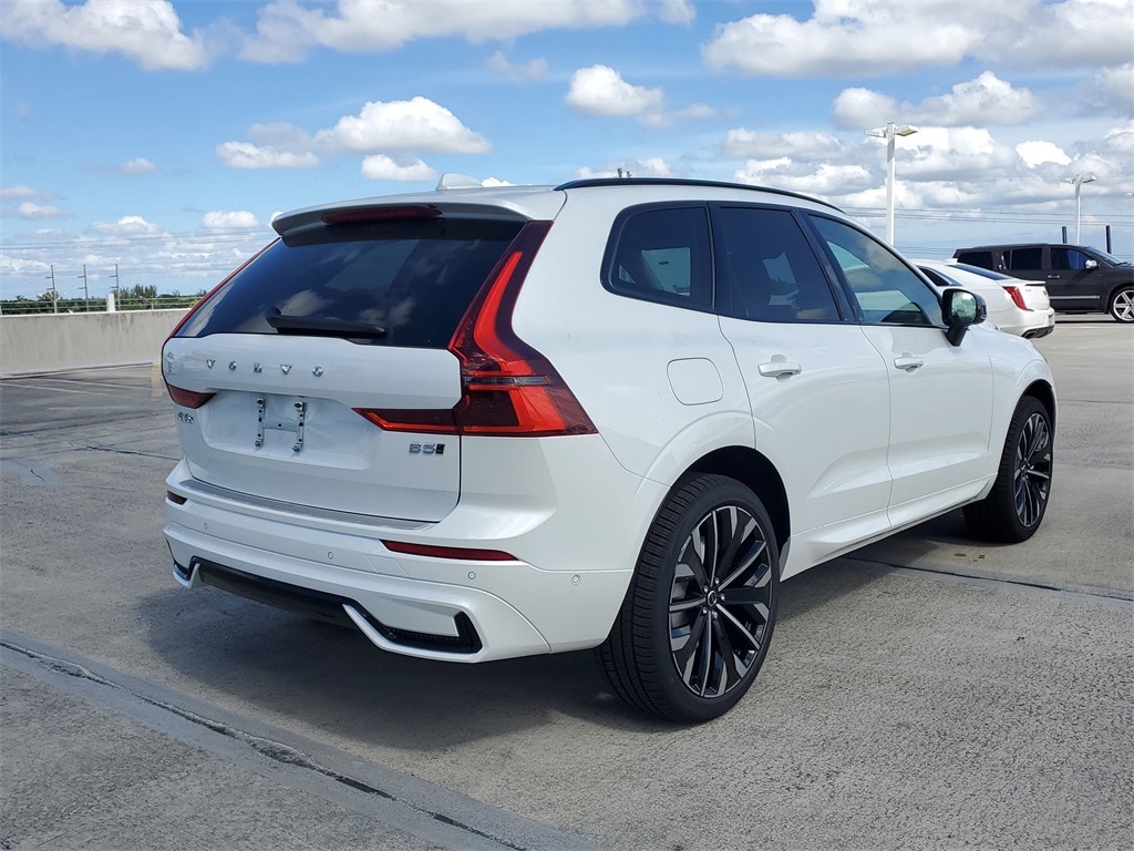 New 2026 Volvo XC60 B5 Ultra SUV