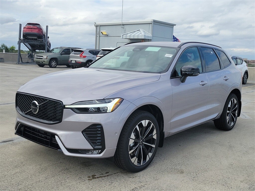 New 2026 Volvo XC60 B5 Plus SUV