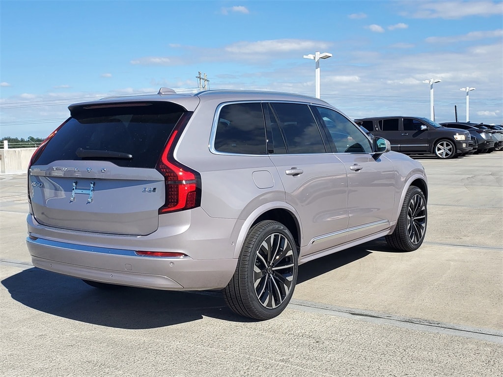New 2026 Volvo XC90 B6 Plus 7-Seater SUV