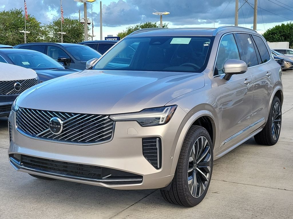 New 2026 Volvo XC90 B6 Plus 7-Seater SUV