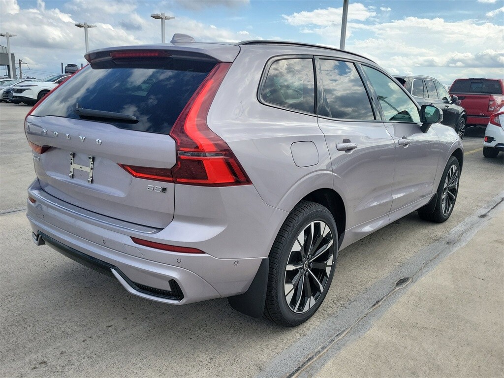 New 2026 Volvo XC60 B5 Plus SUV