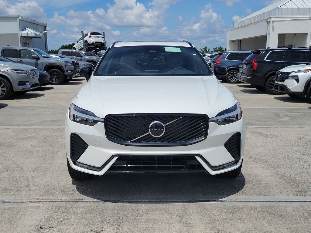 New 2026 Volvo XC60 B5 Plus SUV