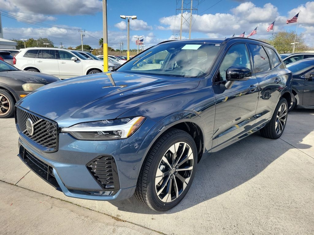 New 2026 Volvo XC60 B5 Plus SUV