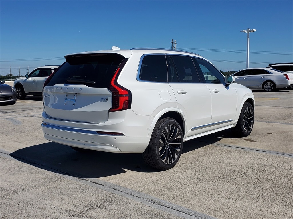 New 2026 Volvo XC90 B5 Ultra 7-Seater SUV