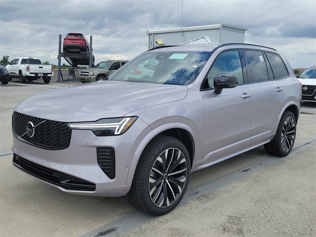 New 2026 Volvo XC90 B6 Ultra Dark Theme 7-Seater SUV
