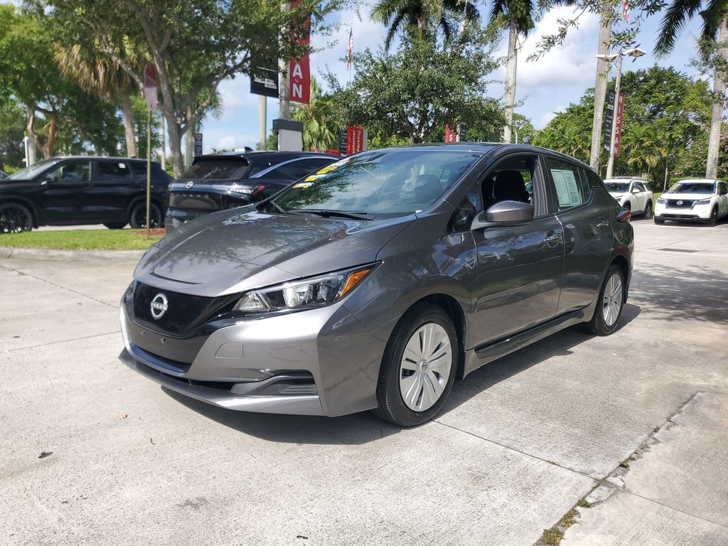 Used 2025 Nissan Leaf S with VIN 1N4AZ1BV5SC561147 for sale in Davie, FL