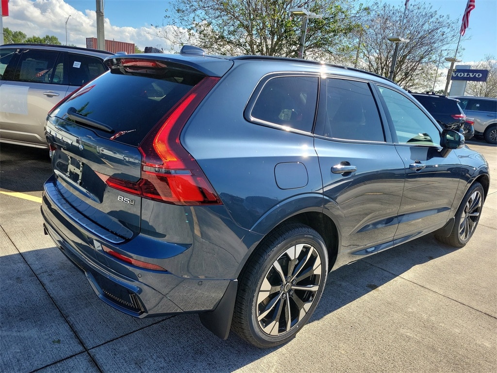 New 2026 Volvo XC60 B5 Plus SUV