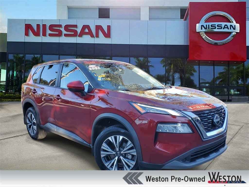 2022 Nissan Rogue SV's photo