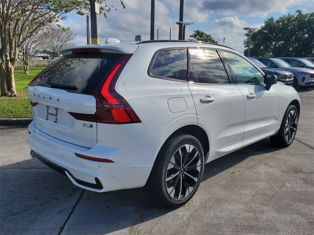 New 2026 Volvo XC60 B5 Plus SUV