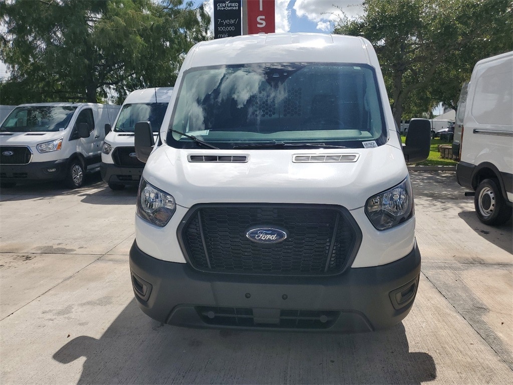 Used 2022 Ford Transit Van Base with VIN 1FTBR2C8XNKA64683 for sale in Davie, FL