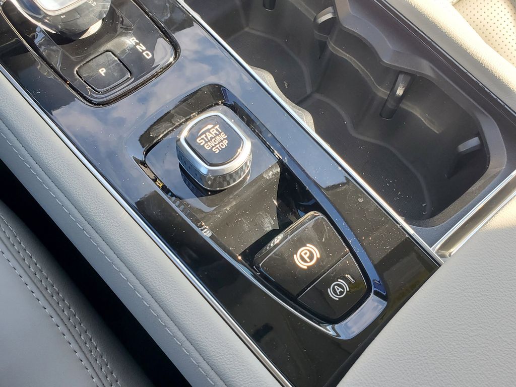 2026 Volvo XC90 Ultra - Photo 17