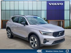 2026 Volvo XC40 B5 Plus AWD SUV T816198