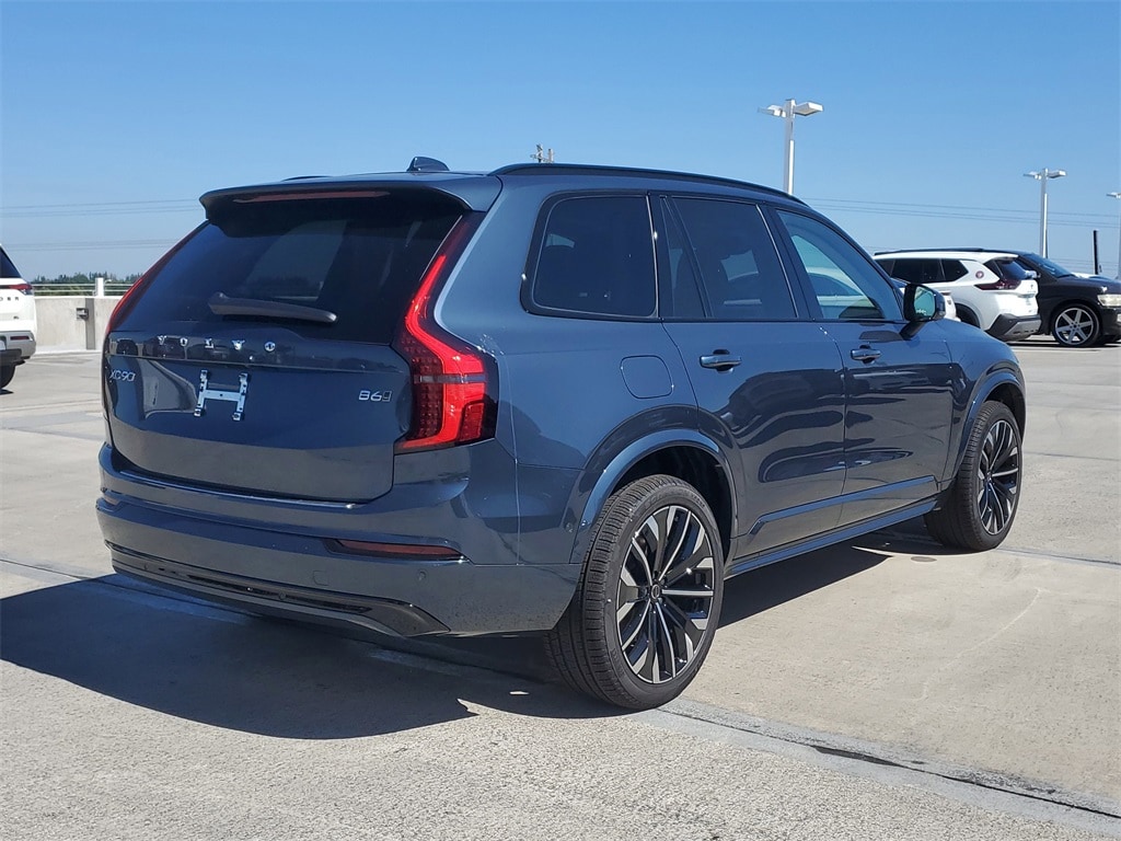 New 2026 Volvo XC90 B6 Ultra Dark Theme 7-Seater SUV