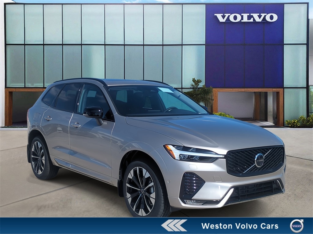 2026 Volvo XC60 Plus's photo