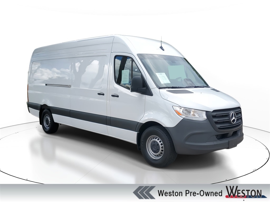 2025 Mercedes-Benz Sprinter 2500 Cargo 170 WB