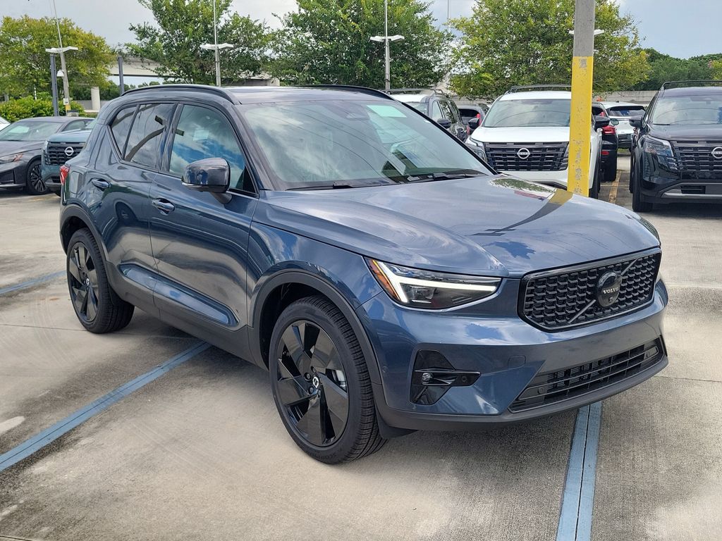 New 2026 Volvo XC40 B5 Ultra Black Edition SUV